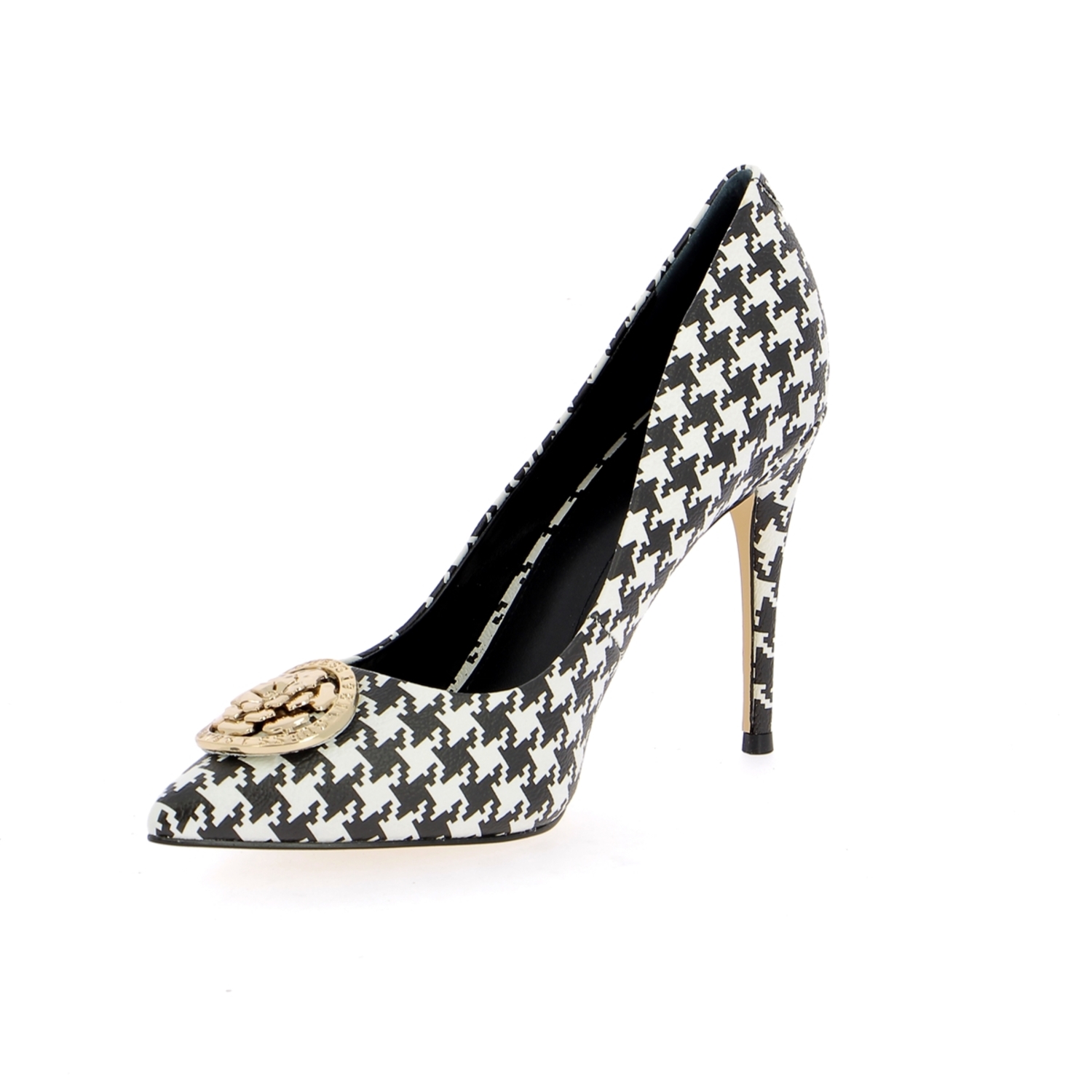 Zoom Guess Pumps