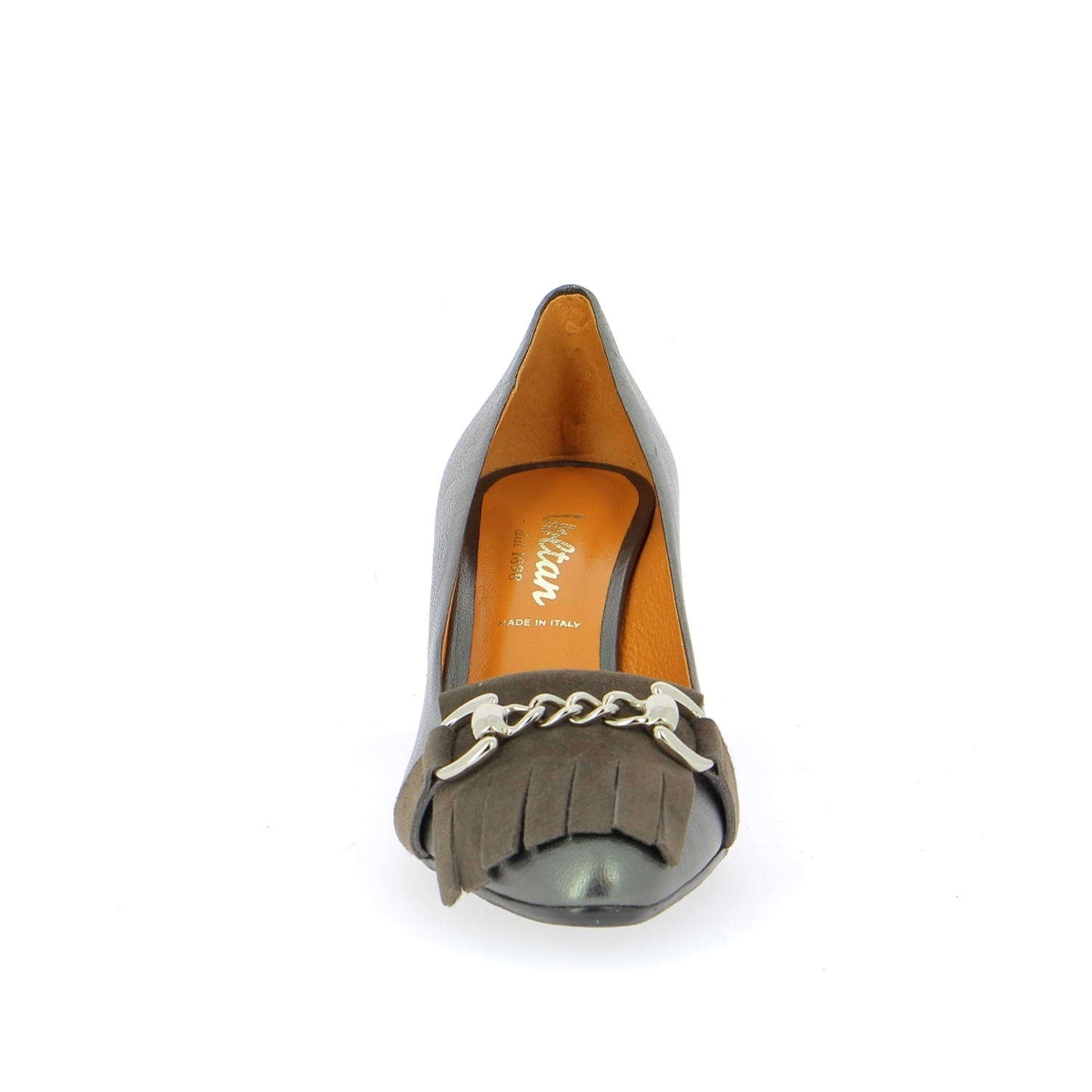 Zoom Voltan Pumps