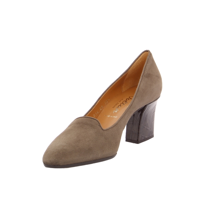 Voltan Pumps taupe