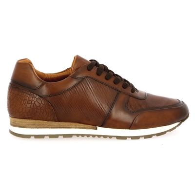 Daniel Kenneth sneakers bruin