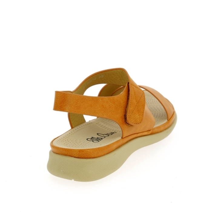 Ella Cruz Sandales camel