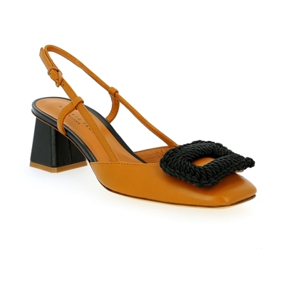 Roberto Festa pumps cognac