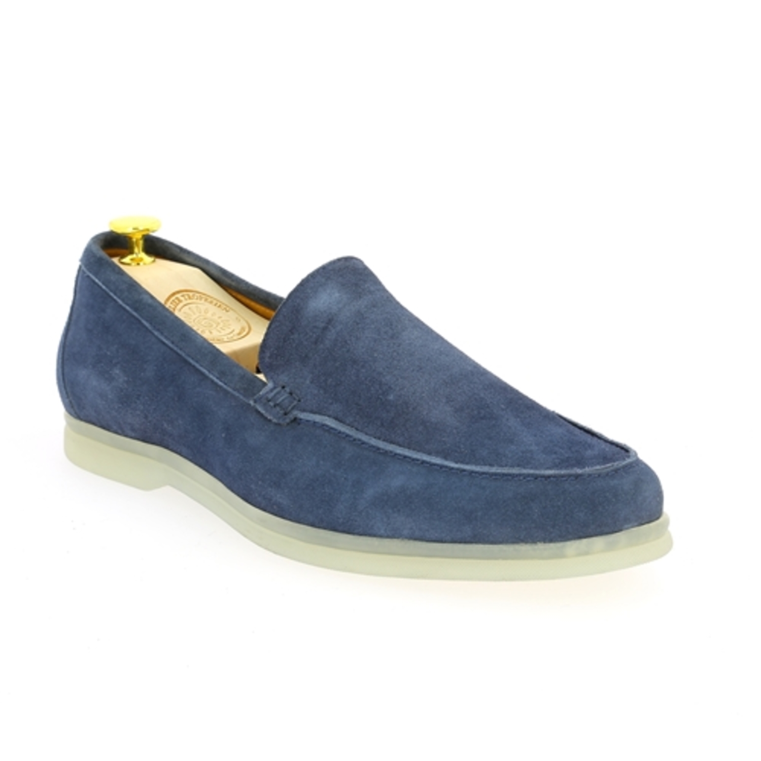 Zoom Atelier Tropezien moccassins jeans