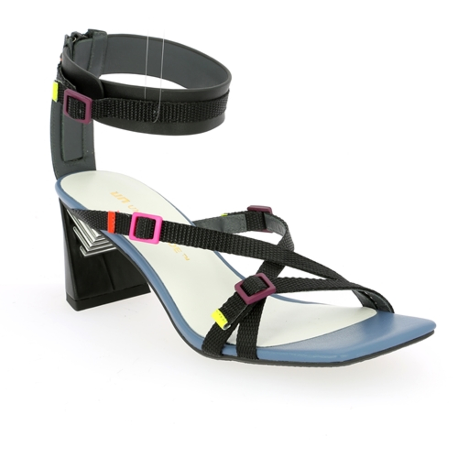 Zoom United Nude Sandalen