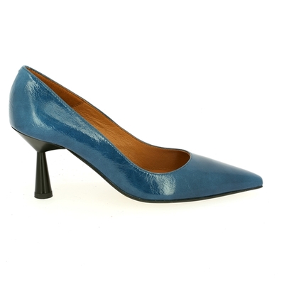 Angel Alarcon Pumps