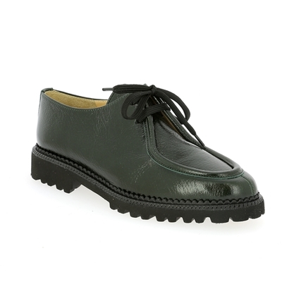 Brunate veterschoenen groen