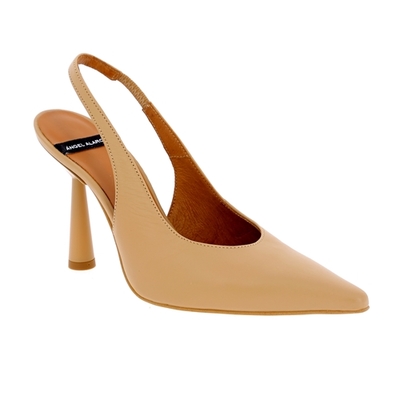 Angel Alarcon pumps naturel