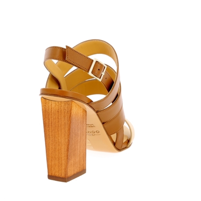 Atelier Content Sandalen cognac