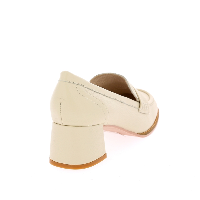 Gioia Moccassins milk