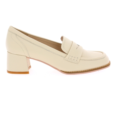 Gioia moccassins milk