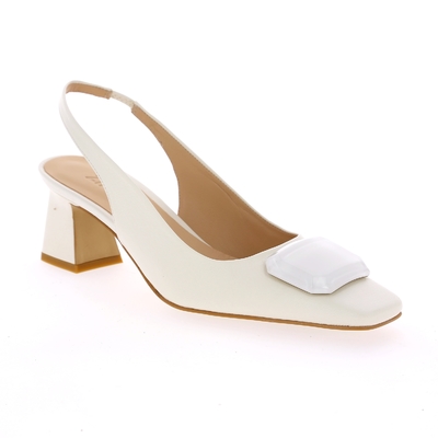 Zinda pumps wit