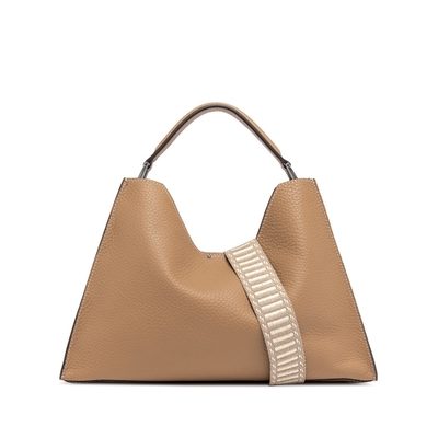 Gianni Chiarini handtas camel