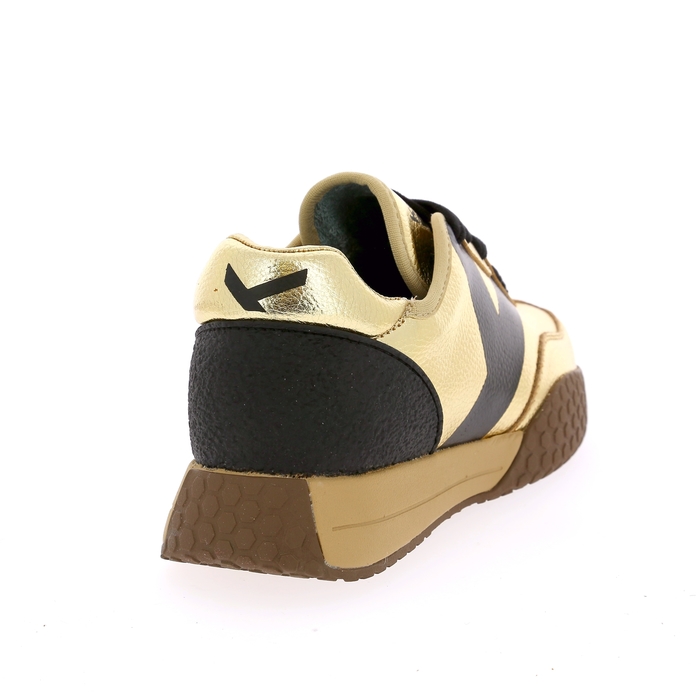 Keh-noo Sneakers goud