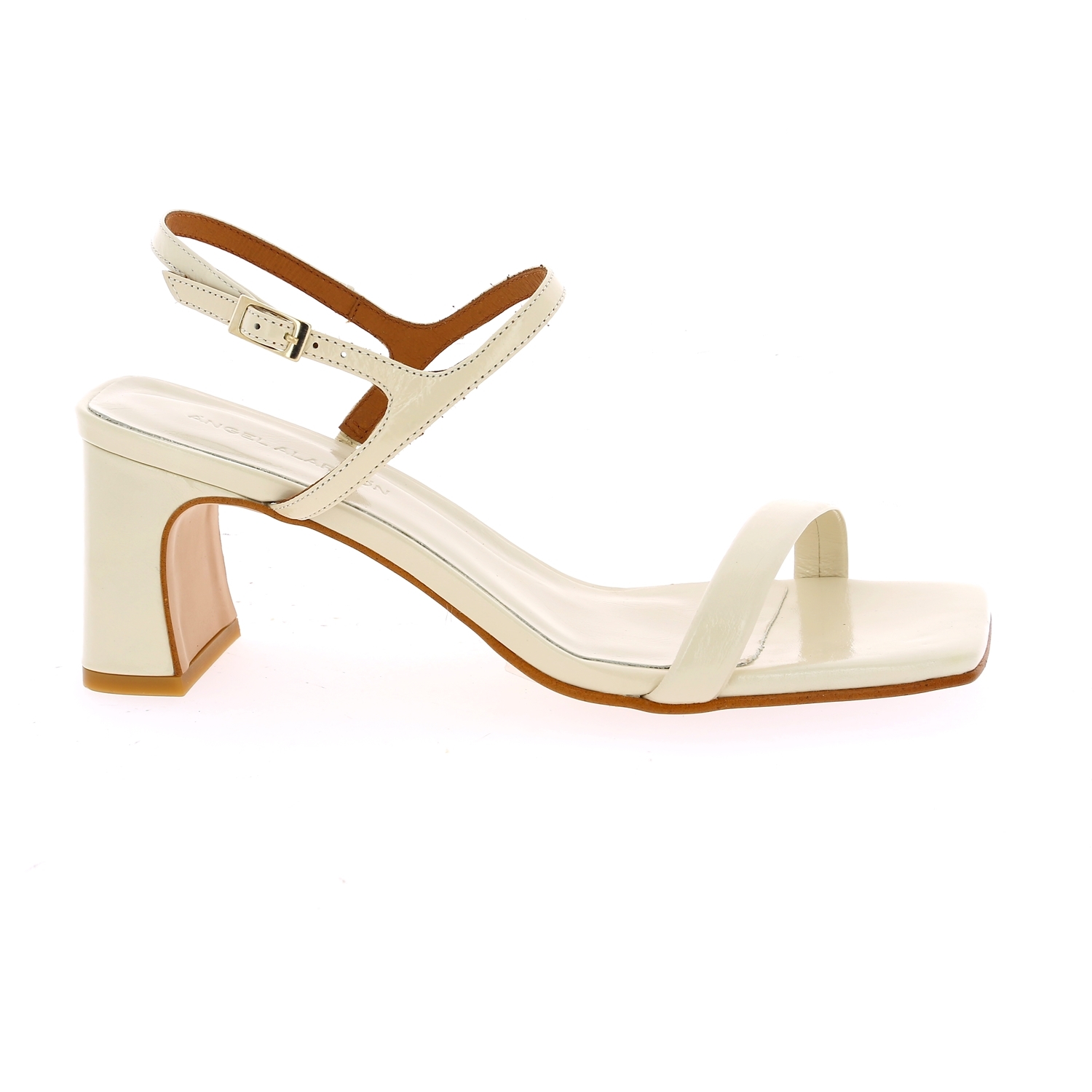 Zoom Angel Alarcon sandales blanc