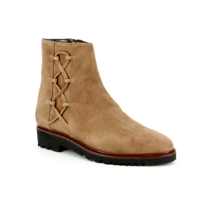 Cypres boots camel